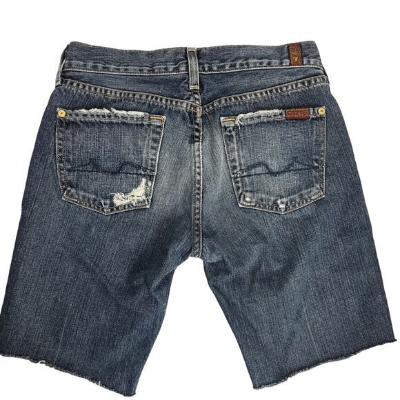7 For All Mankind Women's Distressed Denim Bermuda Shorts Raw Hem Size 26 - Picture 2 of 8